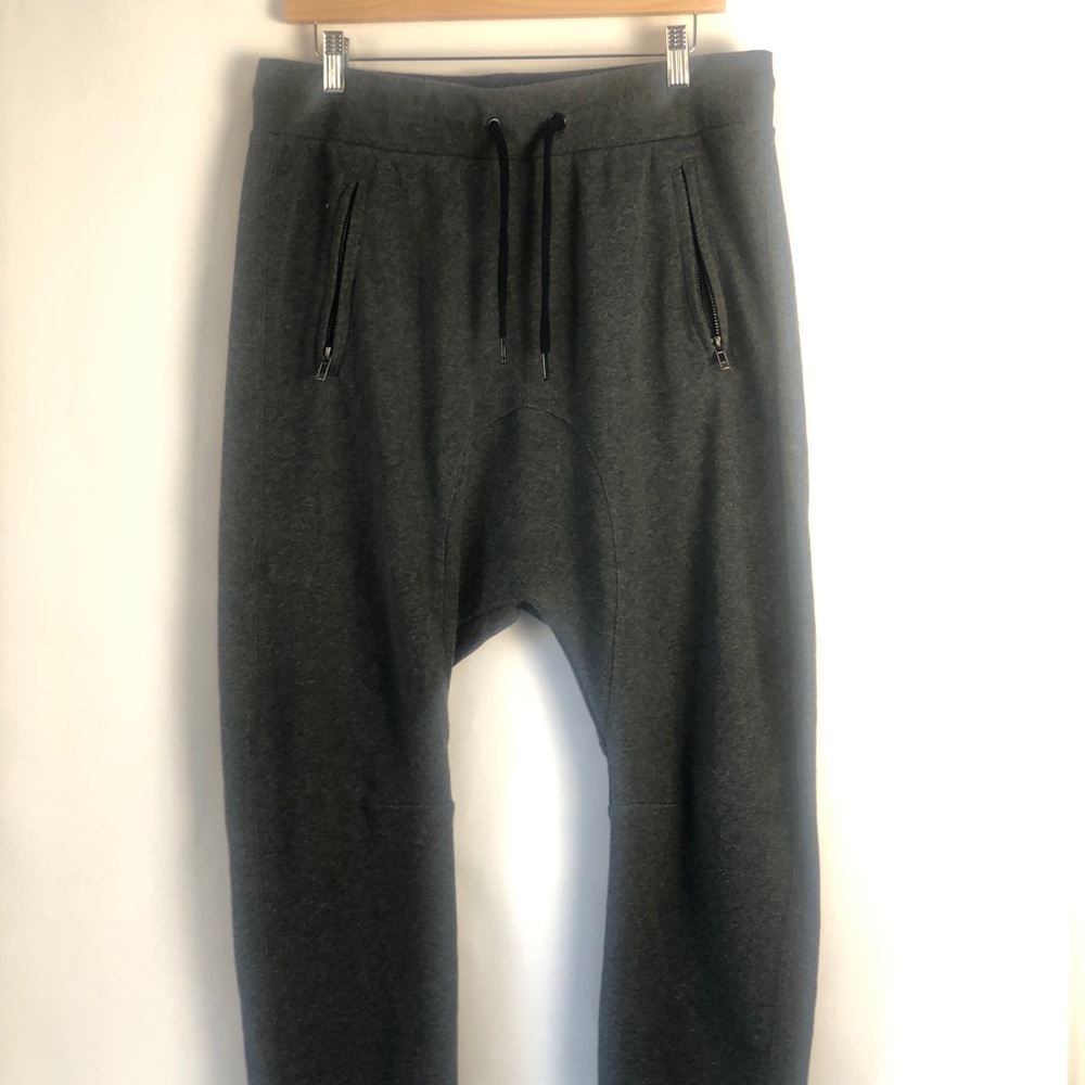 COPY - H&M Basic Zip Pocket Sweatpant Jogger Size…